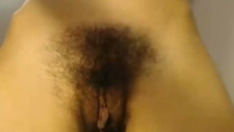 Vulgar Arab chick showed me her hairy pussy last night